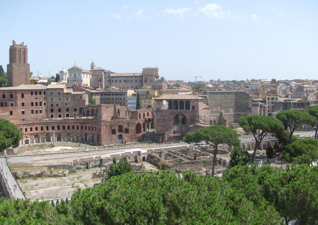 Viale Del Colosseo Bed & Breakfast Roma Dış mekan fotoğraf