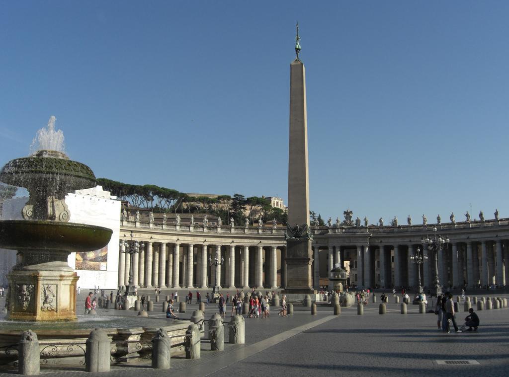 Viale Del Colosseo Bed & Breakfast Roma Dış mekan fotoğraf